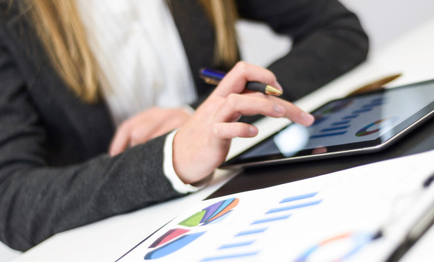 外貿(mào)業(yè)務(wù)內(nèi)勤崗位職責(zé)（20篇范文）