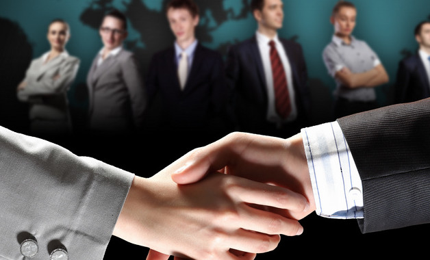 2024應(yīng)聘銀行自薦信模板(6篇范文)