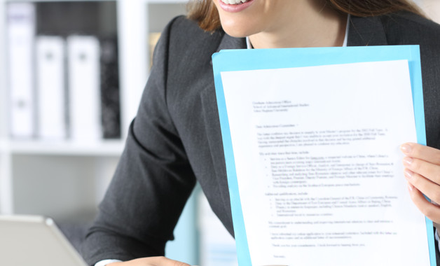 2024年黨員年終述職報(bào)告十二篇