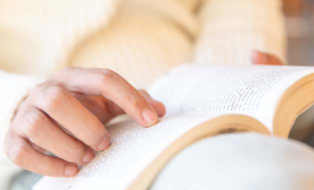 市醫(yī)院財(cái)務(wù)科述職報(bào)告十二篇