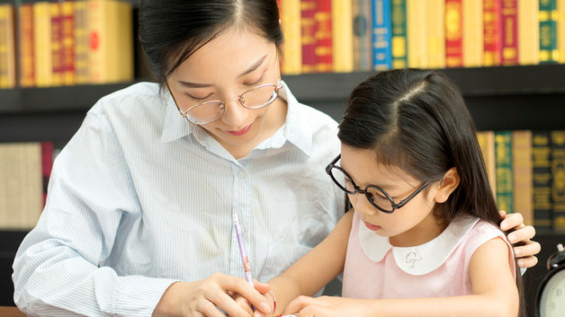 銀行大堂經(jīng)理個人述職報告十二篇