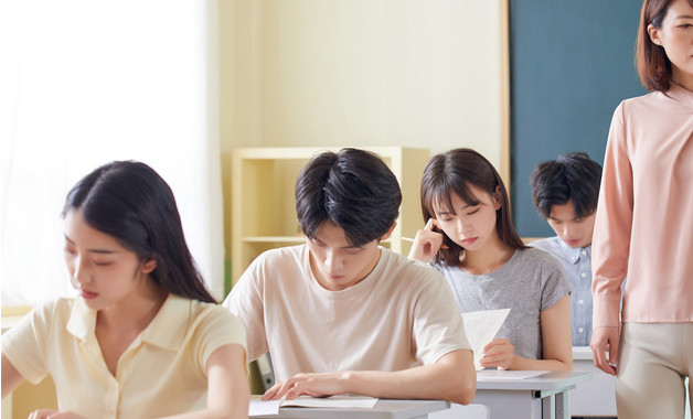 銷售實(shí)習(xí)報(bào)告:銷售員實(shí)習(xí)總結(jié)十篇